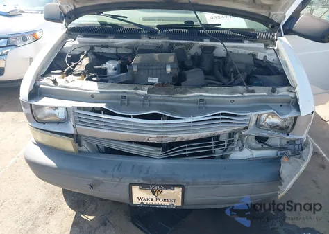 2003 Chevrolet Astro z USA, uszkodzony, nr VIN 1GCDM19X63B151610